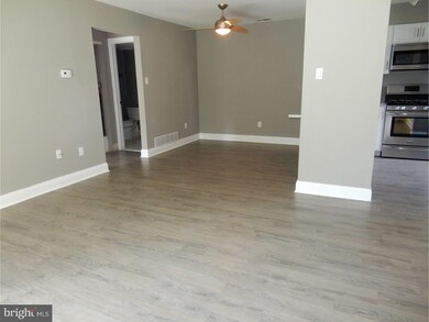 515 Shetland Ct unit 515, Sewell, NJ 08080 - photo 6