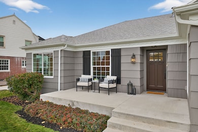 865 S 2200 E, Salt Lake City, UT 84108 - photo 5