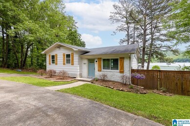 8371 Emerald Lake Dr W, Pinson, AL 35126 - photo 4