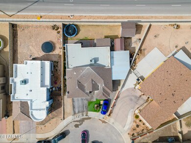 821 Desert Sky Dr, Horizon City, TX 79928 - photo 5