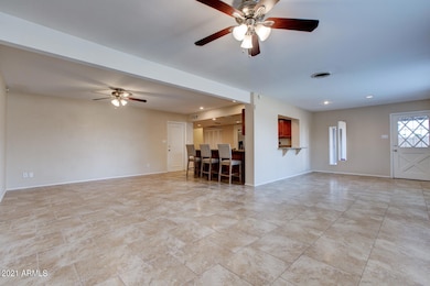 4048 W Laurel Ln, Phoenix, AZ 85029 - photo 4