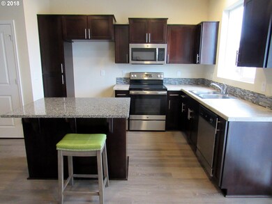 12964 SE 155th Ave, Happy Valley, OR 97086 - photo 5