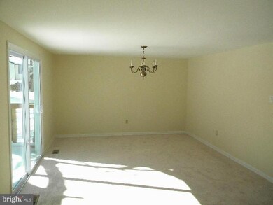 9059 Flamepool Way, Columbia, MD 21045 - photo 5