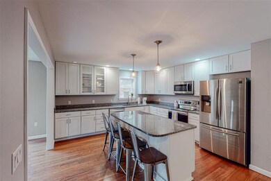 1424 N Russell St, Manchester, NH 03104 - photo 4