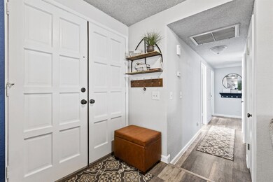 3753 N Miami Ave, Fresno, CA 93727 - photo 5