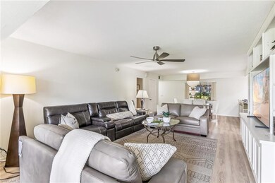 1562 Oyster Catcher Point unit 1562, Naples, FL 34105 - photo 4