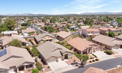 3218 W Sequoia Way-large-006-002-3218 W