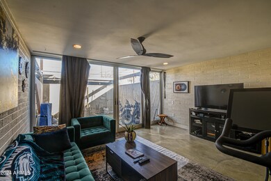 Living Room 4