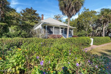 1102 11th St, Port Royal, SC 29935 - photo 2