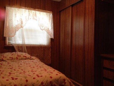 127 Doolittle Ln, West Wareham, MA 02576 - photo 5