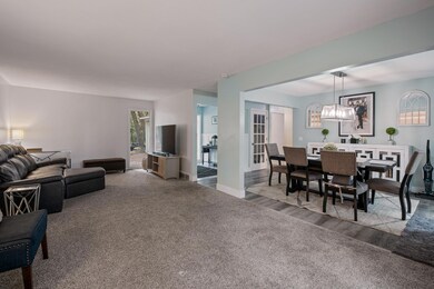 Large Living Room With Lots of Space