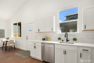 *Interior photos are of model home.