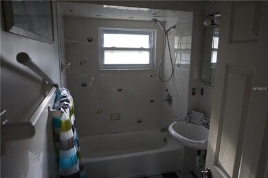 6045 Massey Rd, Zephyrhills, FL 33542 - photo 5