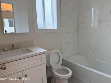 102 Lovelace Ave unit 2fl, Staten Island, NY 10312 - photo 7