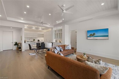 201 8th St S unit 104, Naples, FL 34102 - photo 4