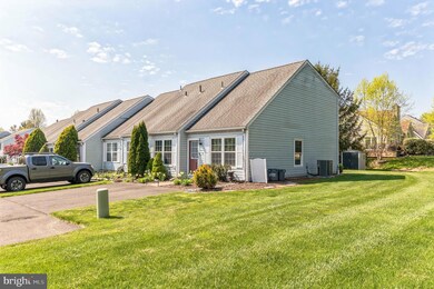 74 Sherri Dr, Chalfont, PA 18914 - photo 2