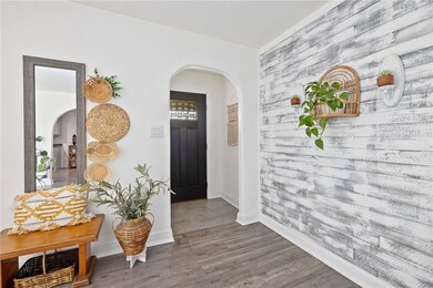 420 NW 7th St, Bentonville, AR 72712 - photo 4