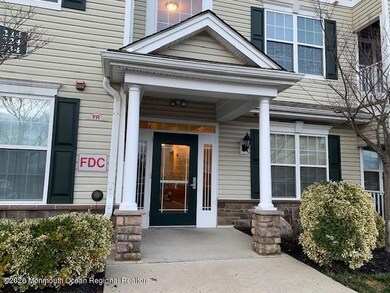 234 Mill Pond Way unit 234, Eatontown, NJ 07724 - photo 2