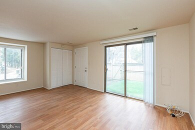 9421 Chadburn Place, Montgomery Village, MD 20886 - photo 7