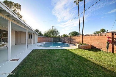 Backyard w/Grass