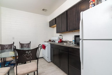 1081 N California St, Chandler, AZ 85225 - photo 4