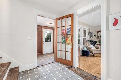 3 Stratfield St, Worcester, MA 01604 - photo 5