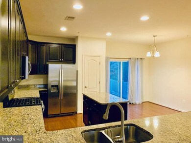 12749 Longford Glen Dr, Germantown, MD 20874 - photo 2