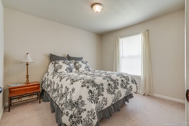 819 Fair Ln, New Braunfels, TX 78130 - photo 4