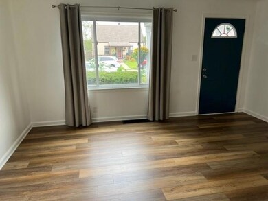 321 N 18th Ave, Beech Grove, IN 46107 - photo 3