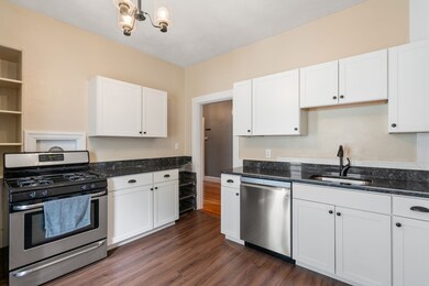 28 Bayard St unit 2, Allston, MA 02134 - photo 3