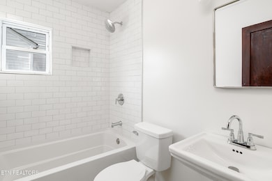 921 Shamrock Ave, Knoxville, TN 37917 - photo 5