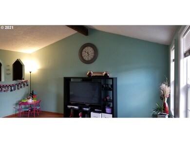 3968 SW 205th Ave, Beaverton, OR 97007 - photo 3