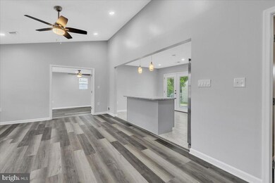 10201 Thrift Rd, Clinton, MD 20735 - photo 6