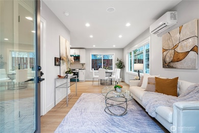 3054 Fairmount Ave SW, Seattle, WA 98116 - photo 2