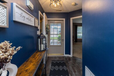 9745 Claymore Dr, Fishers, IN 46038 - photo 3