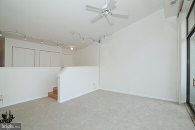 11554 Rolling Green Ct unit 301, Reston, VA 20191 - photo 7
