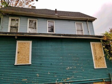 71 Wilbraham Ave, Springfield, MA 01109 - photo 5