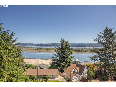 290 N 3rd Ct unit 14, Coos Bay, OR 97420 - photo 2