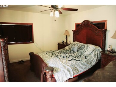 Owner's Suite Bedroom