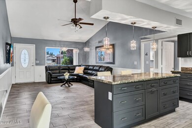 633 S Windsor unit 2, Mesa, AZ 85204 - photo 6