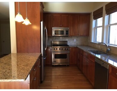 76 Green St unit 2, Brookline, MA 02446 - photo 4