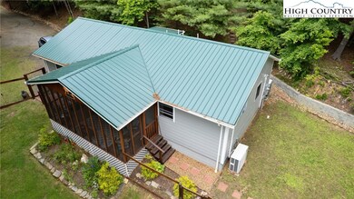 5928 Sheets Gap Rd, Millers Creek, NC 28651 - photo 3