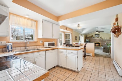 3158 S Dayton Ct, Denver, CO 80231 - photo 7