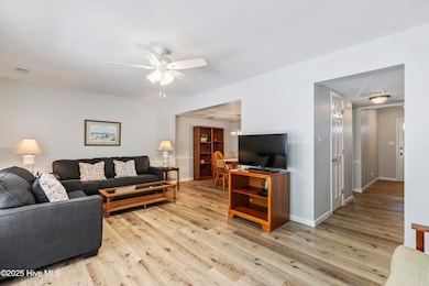 807 Seabury Living and hall and dining