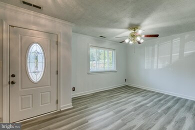 138 Oak Dr, Stafford, VA 22554 - photo 3