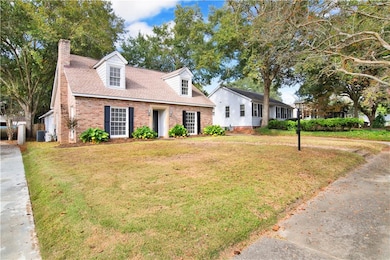 8 Elizabeth Place, Mobile, AL 36606 - photo 4