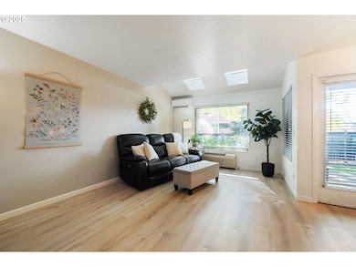 7900 NE Loowit Loop unit 61, Vancouver, WA 98662 - photo 5