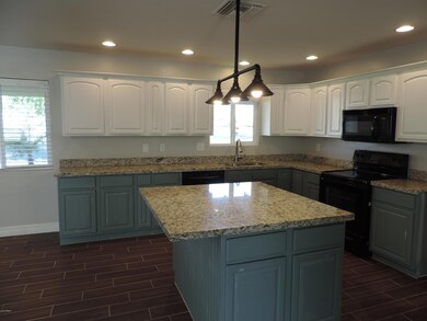 Dual Colored Cabinets