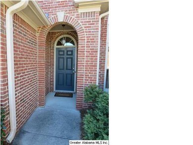 CURB APPEAL, EXCELLENT SHOPPING WITHIN 5 MINUTES, 