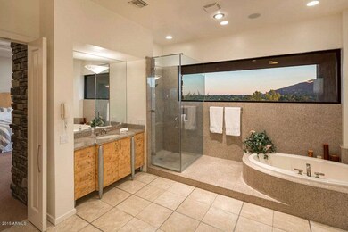 06MasterBath